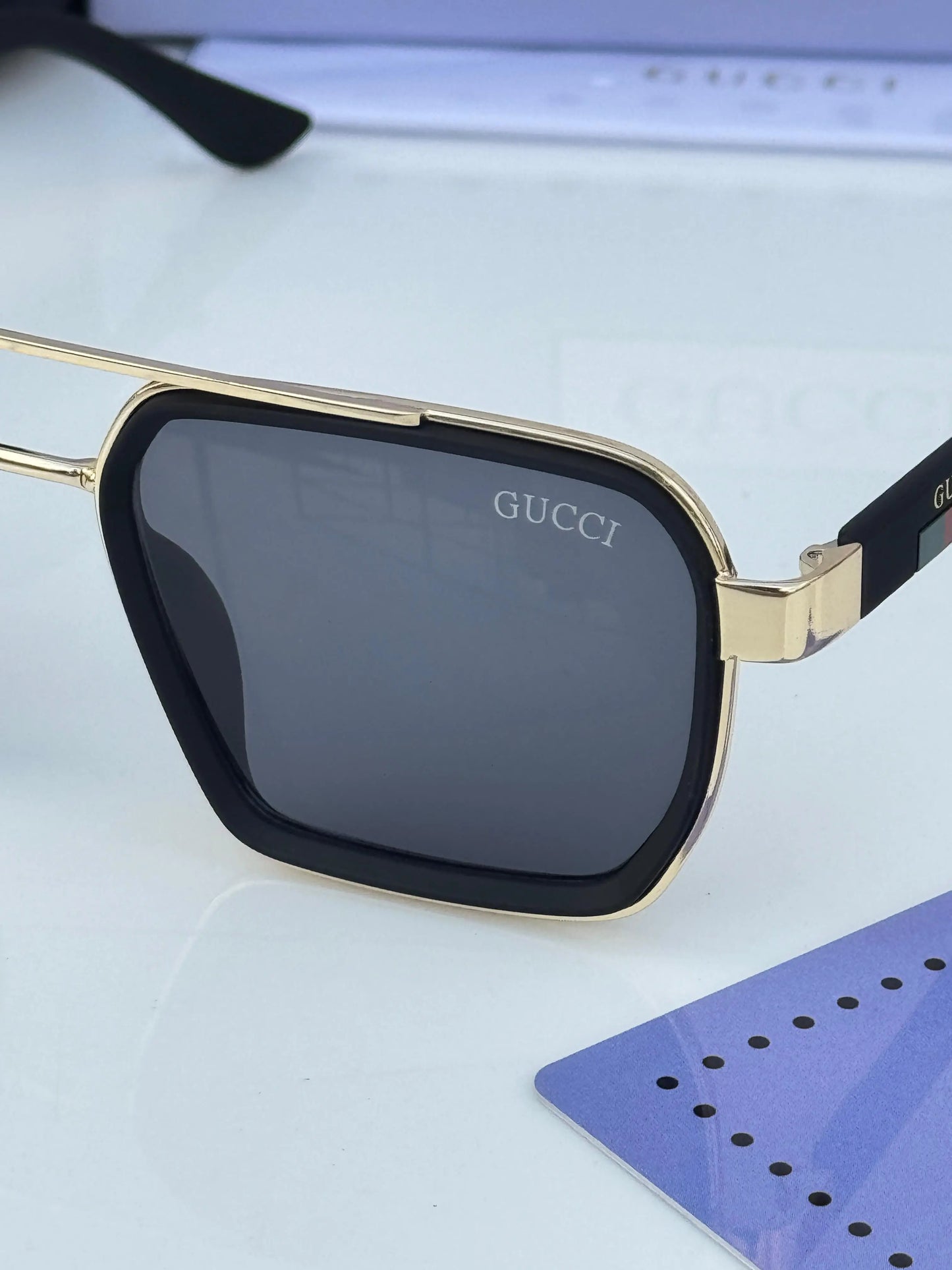 Gucci_963_Gold_Black Premium Shades